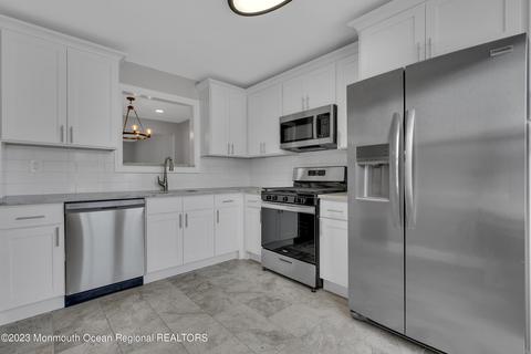 2106 Adams Ave #6, Toms River, NJ 08753