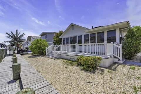 124 Monterey Dr, Brick, NJ 08723