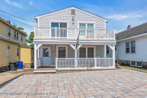 1411 Summit Ave, Toms River, NJ 08753
