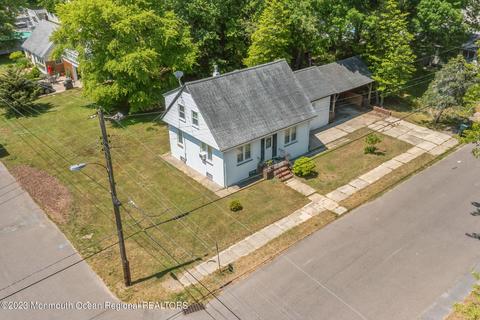 777 Delaware Ave, Manahawkin, NJ 08050