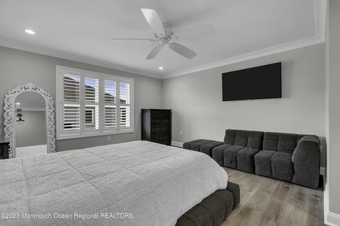 28 Lawley Dr #2301, Lincroft, NJ 07738