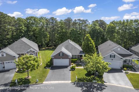 48 Marlow Dr, Jackson, NJ 08527 photo 2