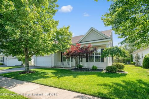140 Mirage Blvd, Barnegat, NJ 08005