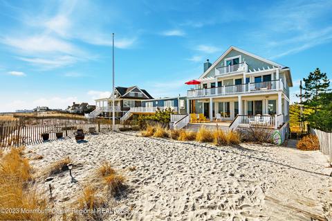 13 Edgewater Ter, Mantoloking, NJ 08738