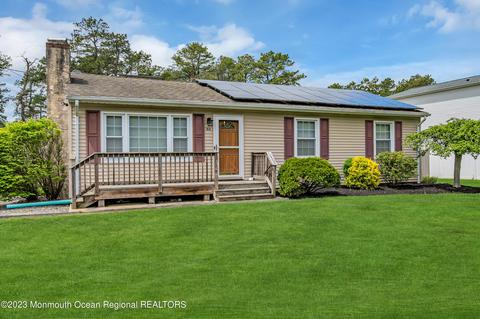 188 Grand Central Pkwy, Bayville, NJ 08721