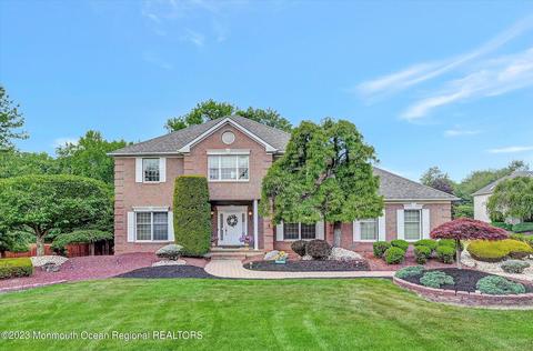 1 Bentley Ct, Freehold, NJ 07728