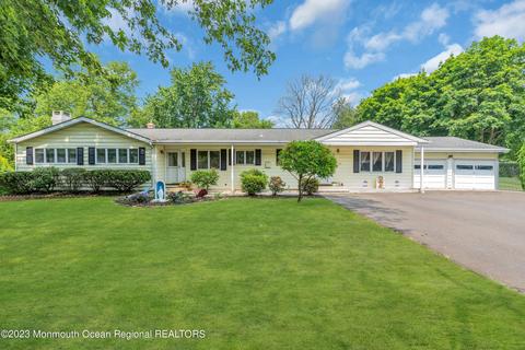 23 Thayer Dr, Tinton Falls, NJ 07724