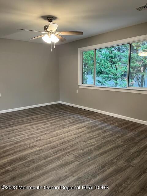 312 Saint Thomas Dr, Berkeley, NJ 08721 photo 3