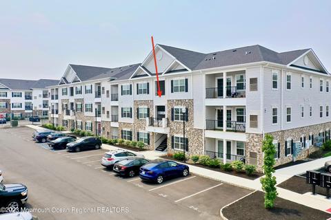 828 Stiller Ln, Monroe, NJ 08831