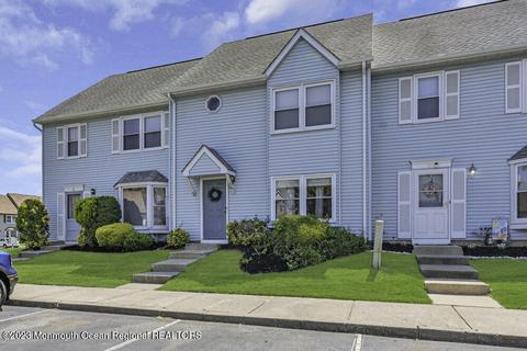 18 Shilling Way, Jackson, NJ 08527