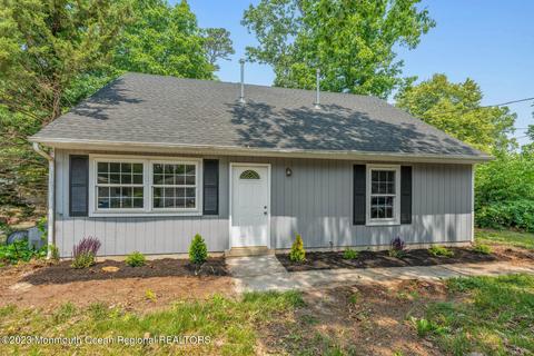 112 Hargrove Ave, Browns Mills, NJ 08015