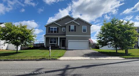 38 Savannah Dr, Barnegat, NJ 08005