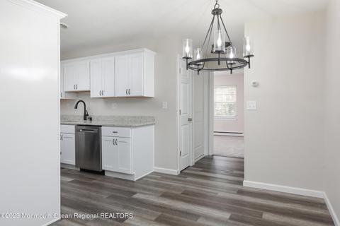 16 Yorkshire Ct # d, Manchester, NJ 08759