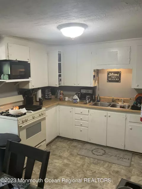 87 Cedarhurst Rd, Brick, NJ 08723 photo 6