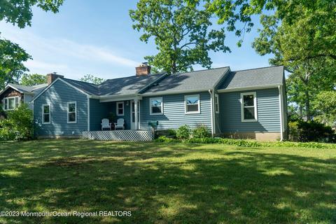 3001 Herbertsville Rd, Point Pleasant, NJ 08742