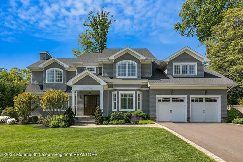 35 Laurel Dr, Fair Haven, NJ 07704