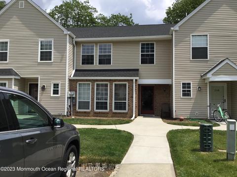 240 Teasdale Pl, Morganville, NJ 07751