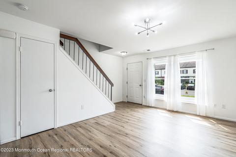 1054 Sawmill, Brick, NJ 08724 photo 6