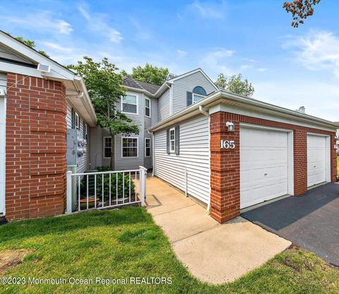 165 Jefferson Dr, Ocean, NJ 07712
