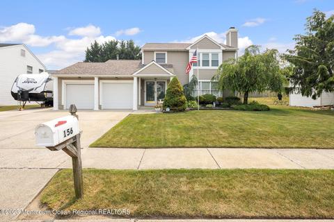 156 Ravenwood Blvd, Barnegat, NJ 08005