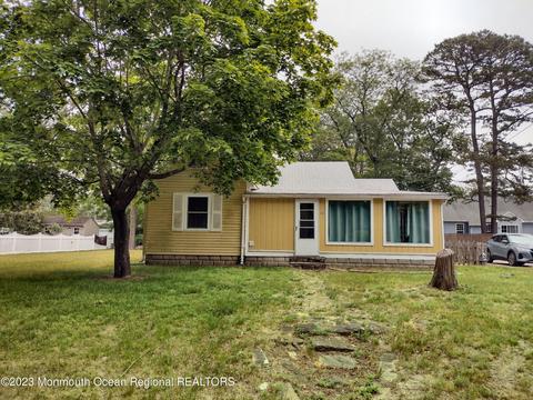 49 Bay Pkwy, Waretown, NJ 08758