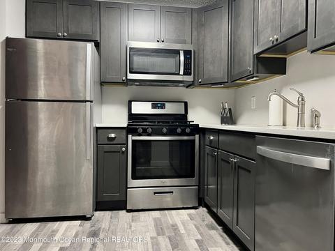 1702 Dahlia Ct, Jackson, NJ 08527