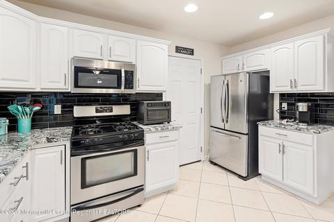 46 Willow St, Waretown, NJ 08758 photo 13