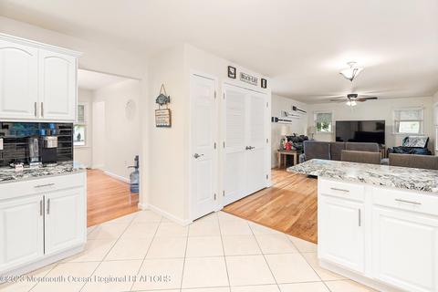 46 Willow St, Waretown, NJ 08758 photo 14