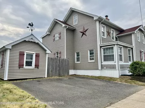 599 Beers St, Hazlet, NJ 07730