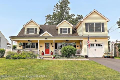 1529 Treeneedle Rd, Point Pleasant, NJ 08742