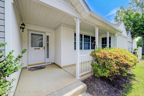 246 Nighthawk Dr #246, Monroe, NJ 08831