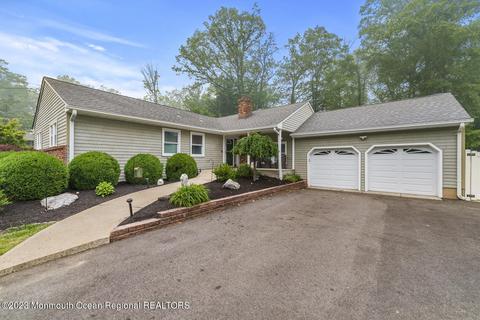 935 Kearney Dr, North Brunswick, NJ 08902