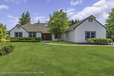27 Wakefield Ct, Shrewsbury, NJ 07702