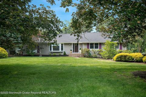 40 Woodhollow Rd, Colts Neck, NJ 07722