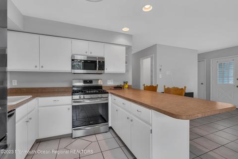 403 3rd St, Waretown, NJ 08758 photo 13