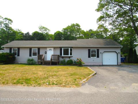 281 Leswing Dr, Brick, NJ 08723