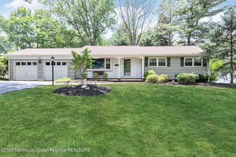 23 Danemar Dr, Middletown, NJ 07748
