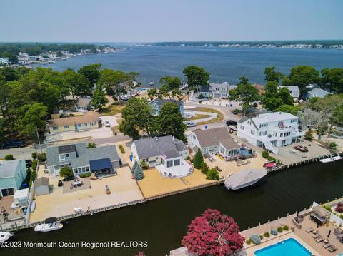 38 Lagoon Dr W, Brick, NJ 08723