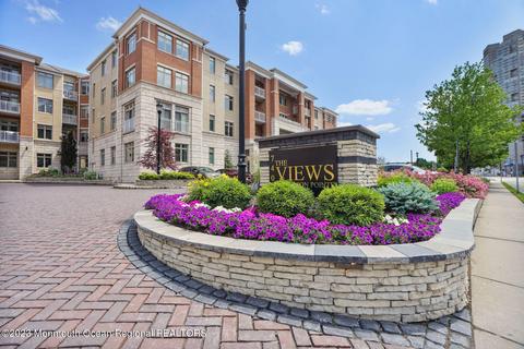 7400 River Rd #227, North Bergen, NJ 07047