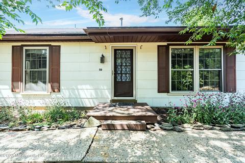 5 Botanical Way # d, Jackson, NJ 08527