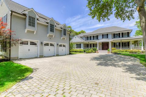 9 Paag Ln, Little Silver, NJ 07739