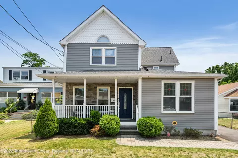 392 Maple Pl, Keyport, NJ 07735