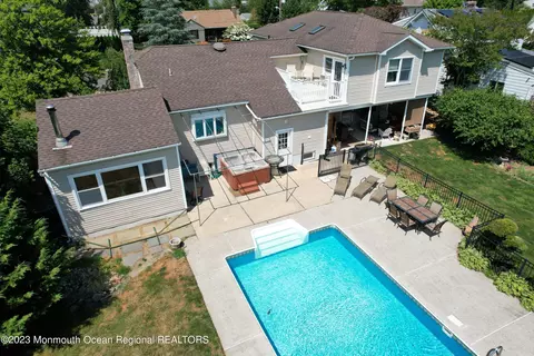 10 Dennis Pl, West Long Branch, NJ 07764