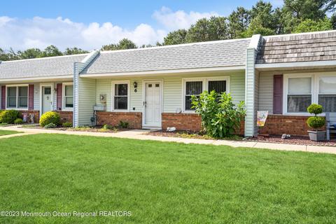 6 Regent Cir, Brick, NJ 08723 photo 5