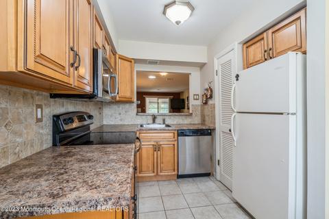 6 Regent Cir, Brick, NJ 08723 photo 16