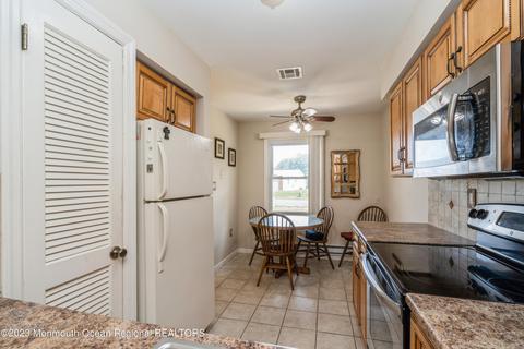 6 Regent Cir, Brick, NJ 08723 photo 18