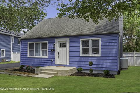 57 William St, Tinton Falls, NJ 07724