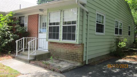 17 Lexington Dr # B, Whiting, NJ 08759