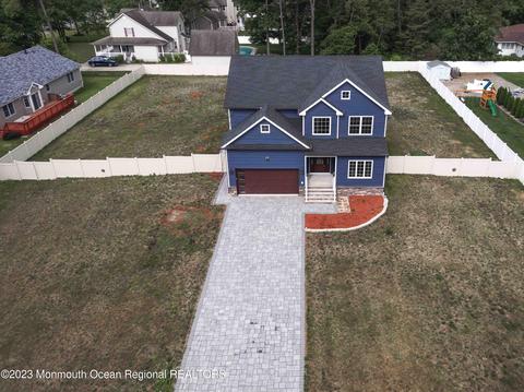 394 Nixon Ave, Bayville, NJ 08721