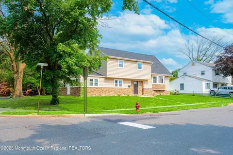451 Middle Rd, Hazlet, NJ 07730